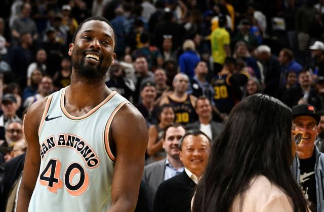 开云体育官网-勇士遭遇灾难绝杀！最后两战盼库里爆发杀回前六？