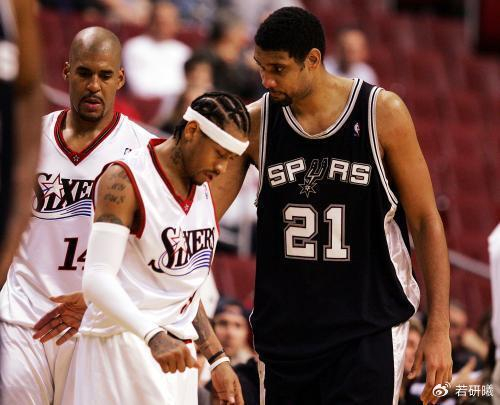开云体育在线-NBA史上最疯狂的赛季！艾弗森3阵，邓肯2阵，1阵堪称无敌|科比·布莱恩特|蒂姆·邓肯|姚明|史蒂夫·纳什|卡梅隆·安东尼_新浪体育_新浪新闻