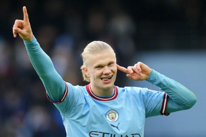 开云体育登录-强挖当世第二人!皇马太豪横,总价5亿欧元,两大巨星成筹码|哈兰德|基利安·姆巴佩|维尼修斯|老佛爷|埃尔林-哈兰德_新浪体育_新浪新闻