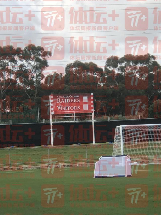 开云体育入口-中国女足进入世界杯节奏 孙雯亲自挂上助威横幅